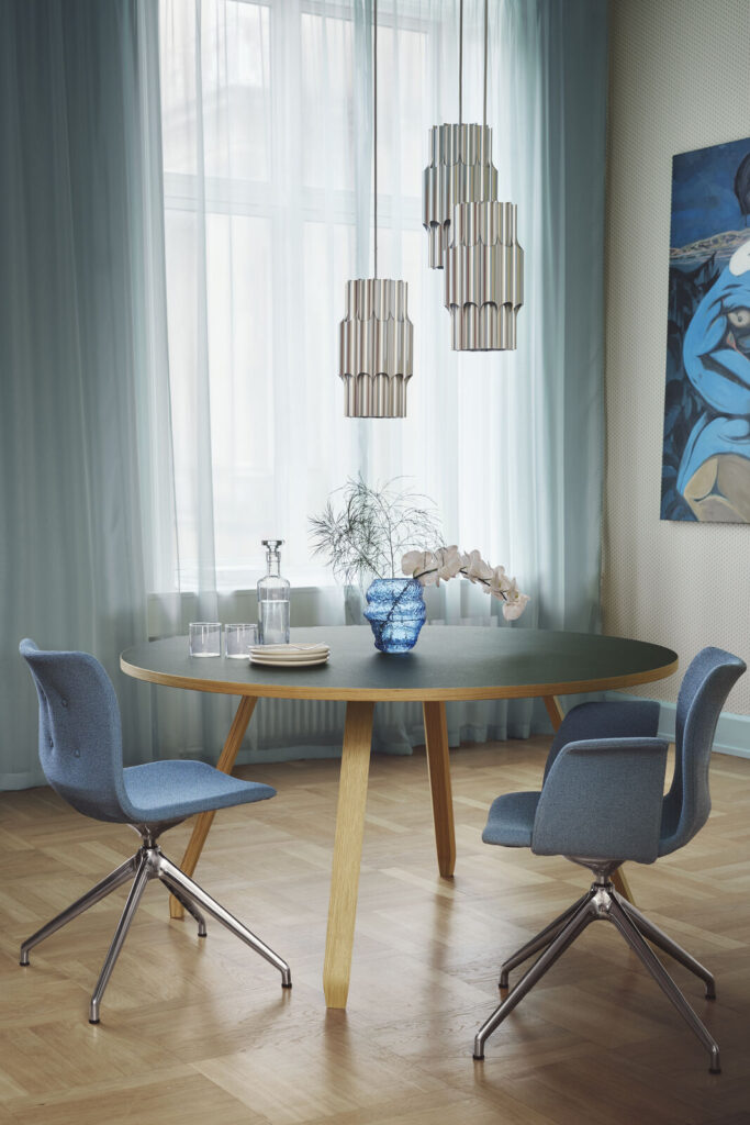 Bent Hansen primum chair dynamic grain blue